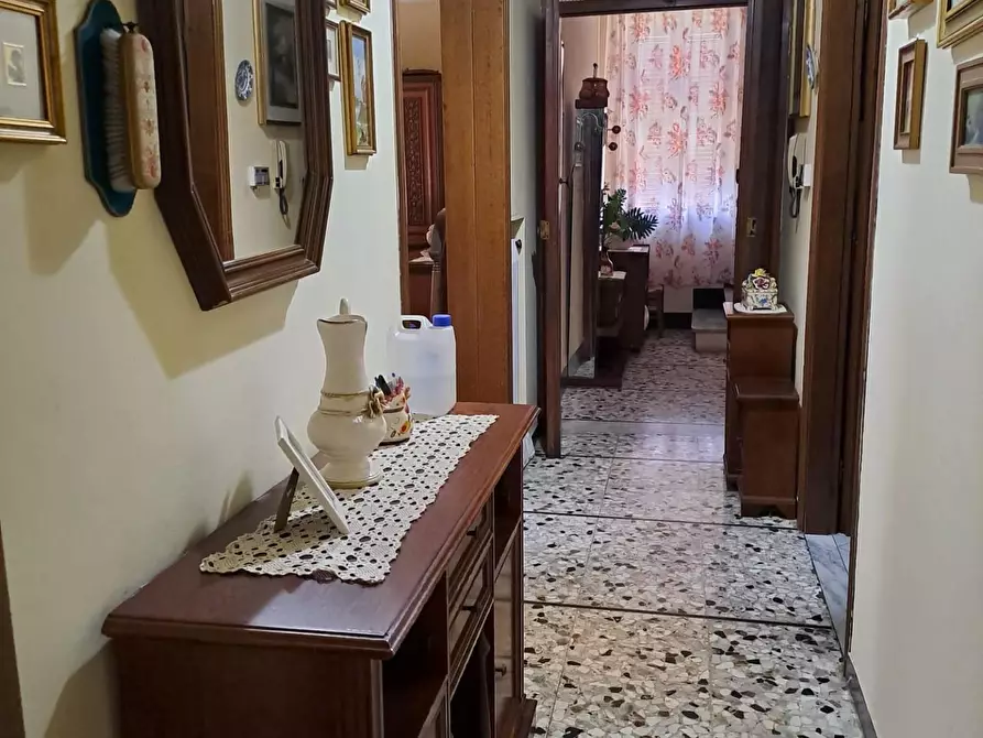 Immagine 10 di Appartamento in affitto  a Massa