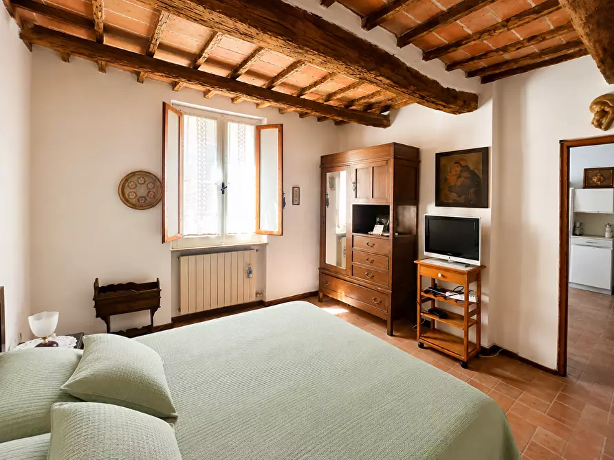 Immagine 2 di Appartamento in vendita  a Asciano