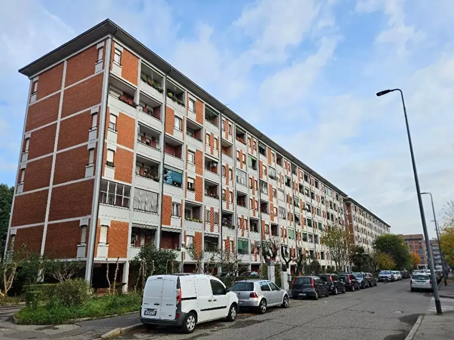 Immagine 1 di Appartamento in vendita  a Milano