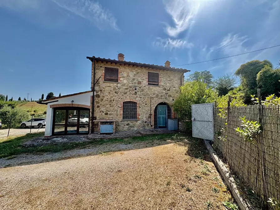 Immagine 60 di Casa colonica in vendita  a Gambassi Terme