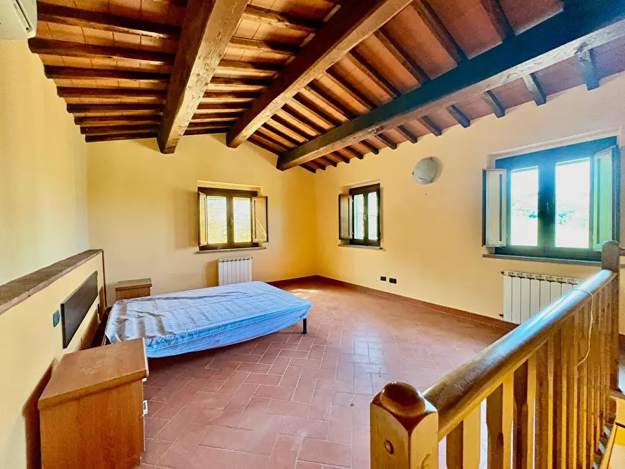 Immagine 46 di Casa colonica in vendita  a Gambassi Terme