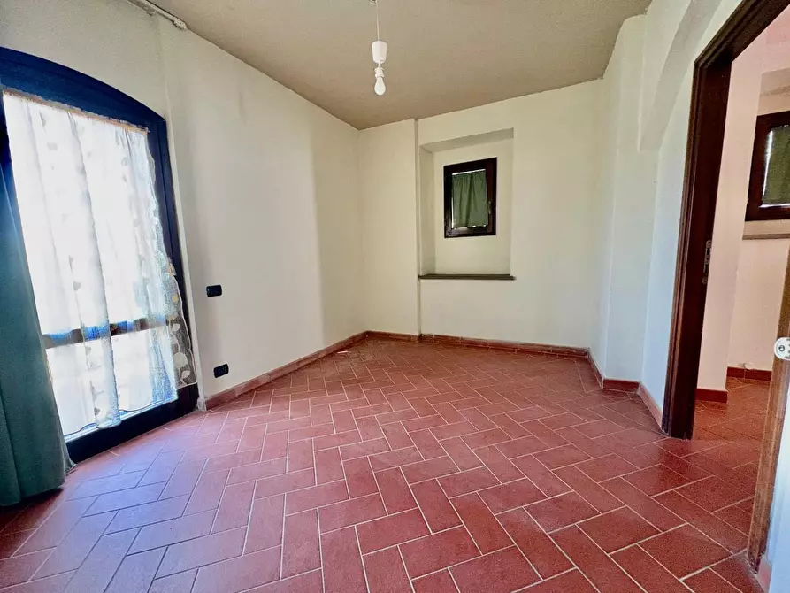 Immagine 21 di Casa colonica in vendita  a Gambassi Terme