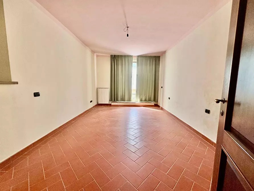 Immagine 24 di Casa colonica in vendita  a Gambassi Terme