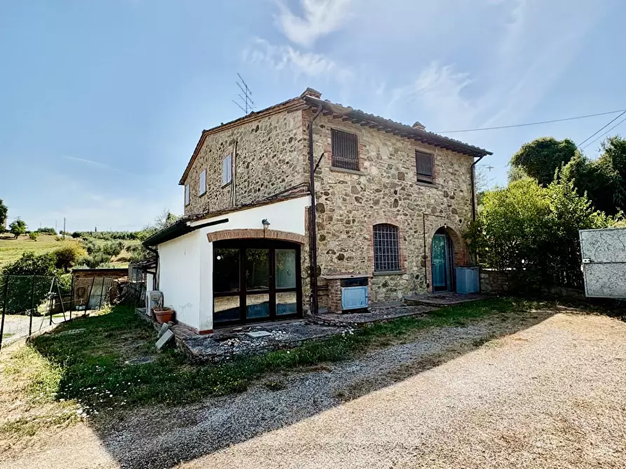 Immagine 57 di Casa colonica in vendita  a Gambassi Terme