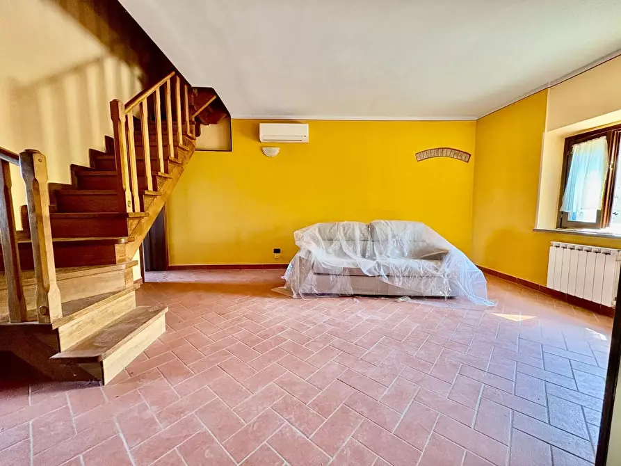 Immagine 32 di Casa colonica in vendita  a Gambassi Terme