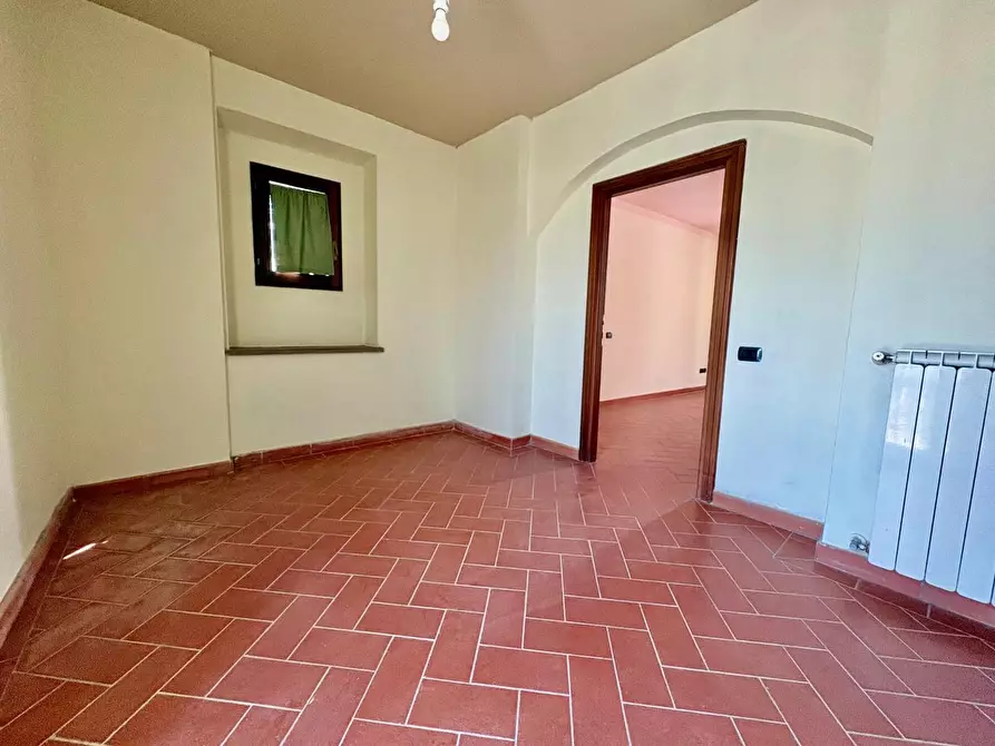 Immagine 22 di Casa colonica in vendita  a Gambassi Terme
