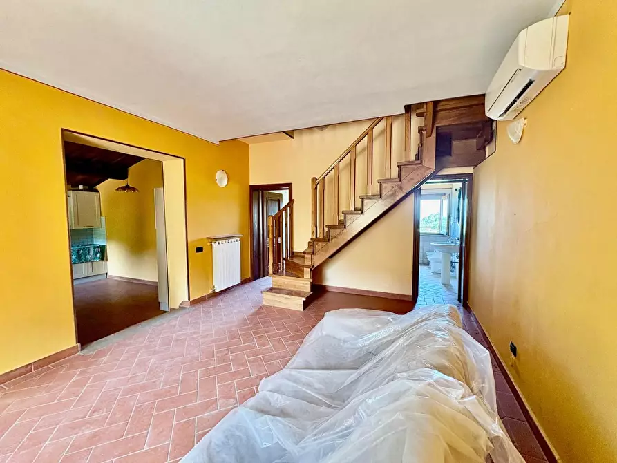 Immagine 31 di Casa colonica in vendita  a Gambassi Terme
