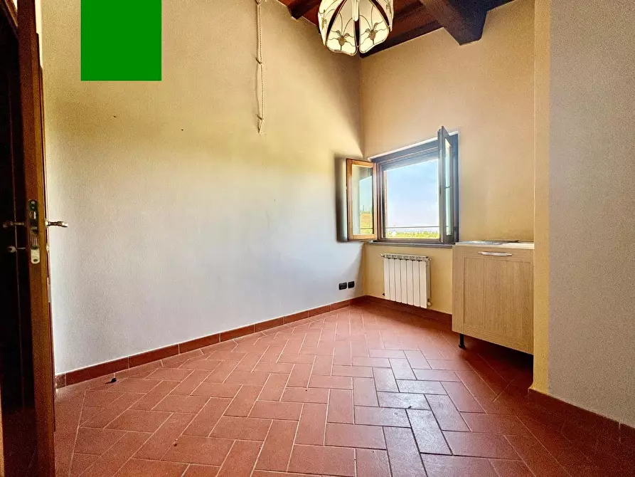 Immagine 43 di Casa colonica in vendita  a Gambassi Terme