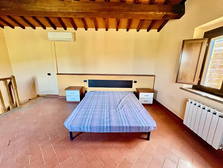 Immagine 51 di Casa colonica in vendita  a Gambassi Terme