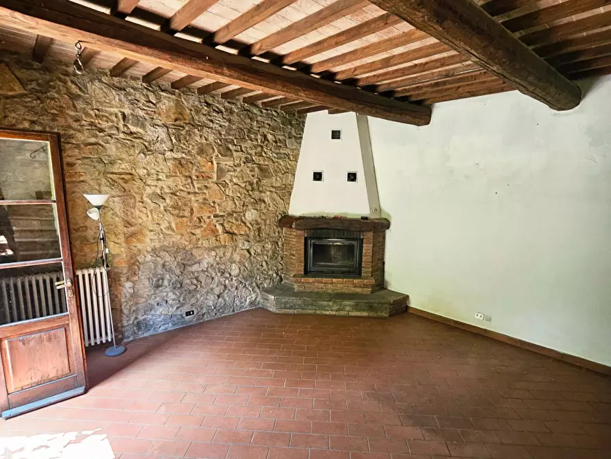 Immagine 17 di Rustico / casale in vendita  a Chianni