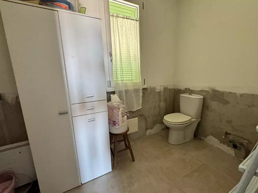 Immagine 17 di Casa semindipendente in vendita  a Carrara