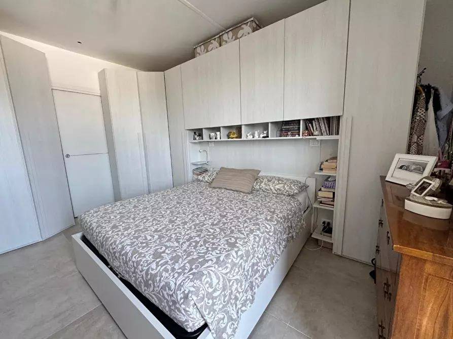 Immagine 15 di Casa semindipendente in vendita  a Carrara