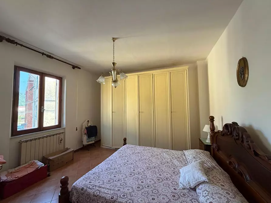 Immagine 14 di Casa indipendente in vendita  a Aulla
