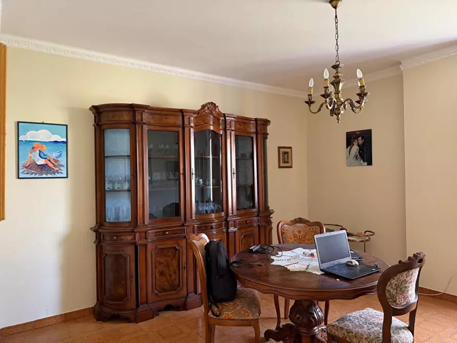 Immagine 2 di Casa indipendente in vendita  a Aulla