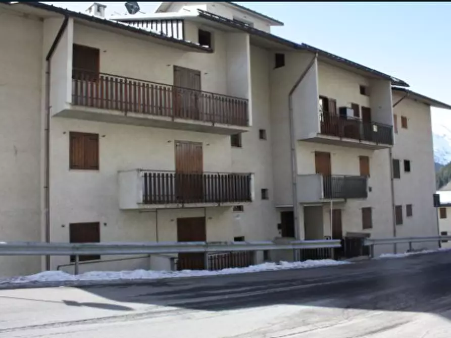Immagine 1 di Appartamento in vendita  a Foppolo