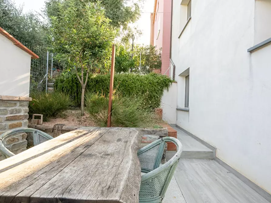 Immagine 15 di Villa in vendita  a Terricciola