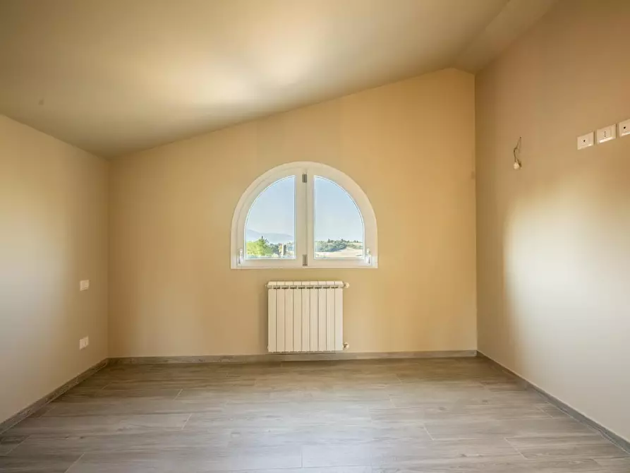Immagine 41 di Villa in vendita  a Terricciola