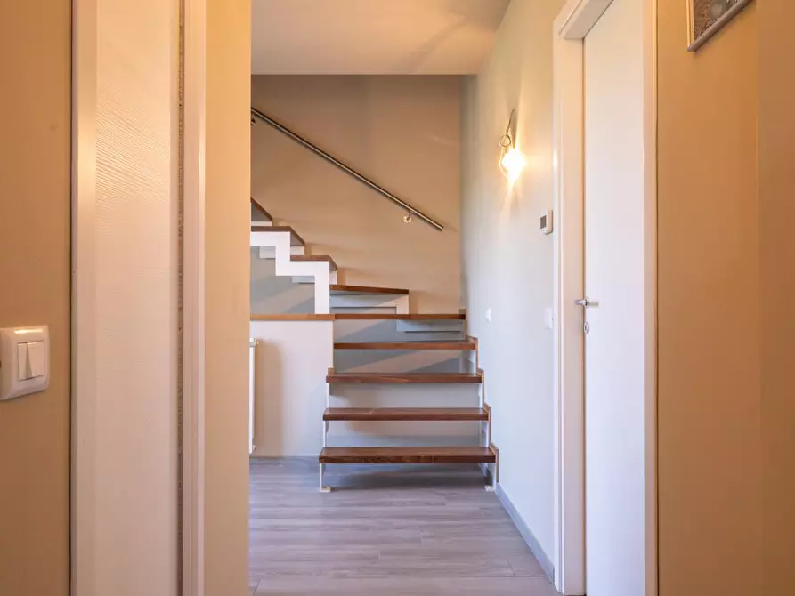 Immagine 33 di Villa in vendita  a Terricciola