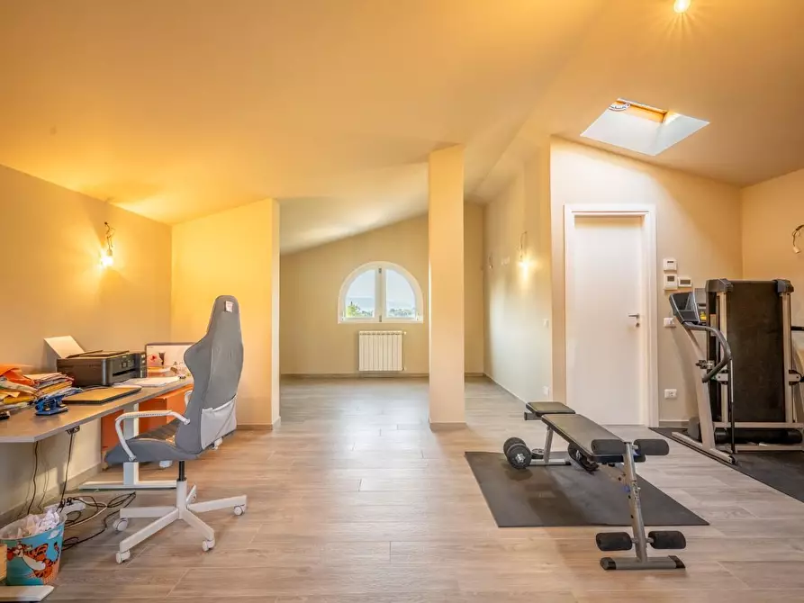 Immagine 40 di Villa in vendita  a Terricciola