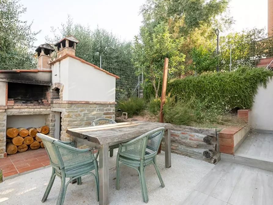 Immagine 14 di Villa in vendita  a Terricciola