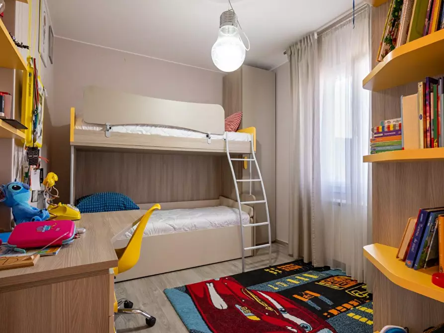 Immagine 27 di Villa in vendita  a Terricciola