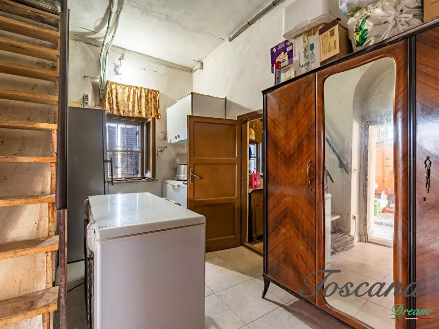Immagine 33 di Casa colonica in vendita  a Campagnatico