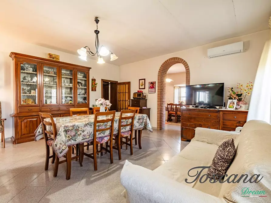 Immagine 50 di Casa colonica in vendita  a Campagnatico