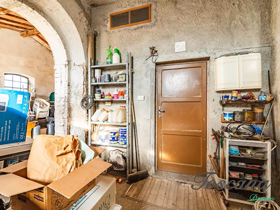 Immagine 32 di Casa colonica in vendita  a Campagnatico