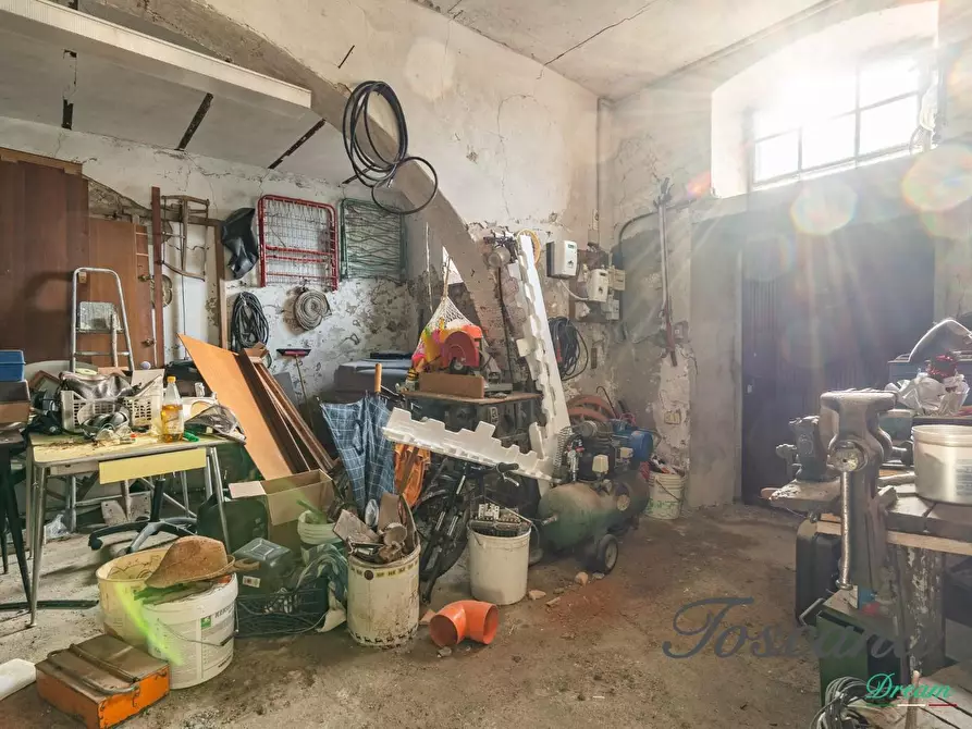 Immagine 25 di Casa colonica in vendita  a Campagnatico