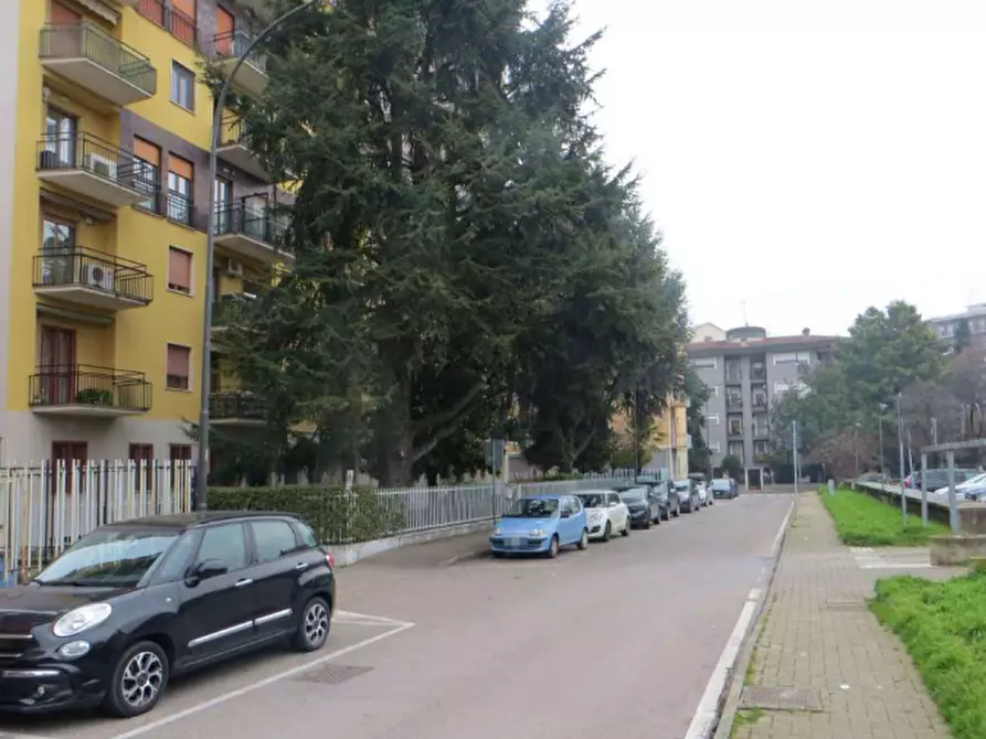 Immagine 2 di Appartamento in vendita  a Cologno Monzese