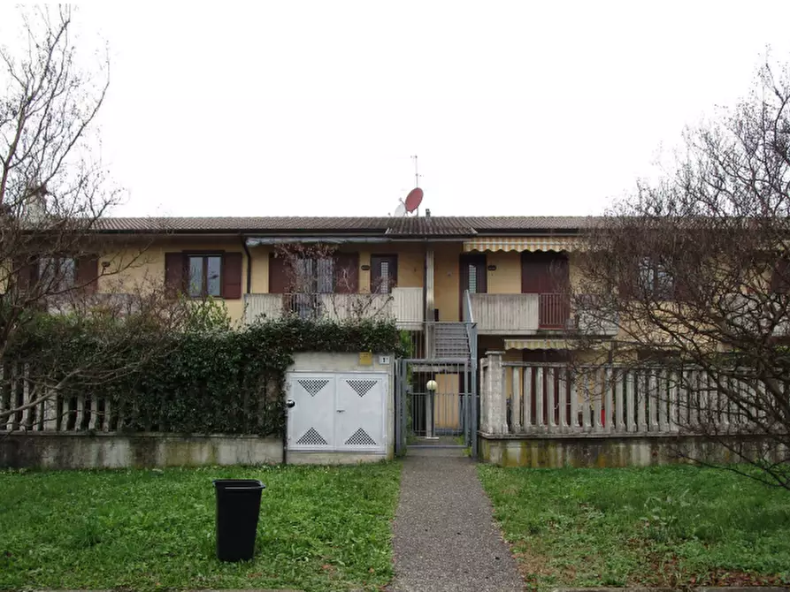 Immagine 2 di Appartamento in vendita  a Osio Sopra