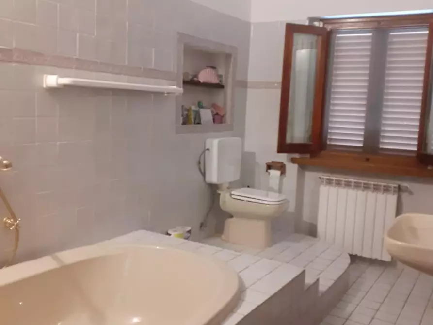 Immagine 28 di Terratetto in vendita  a Gambassi Terme