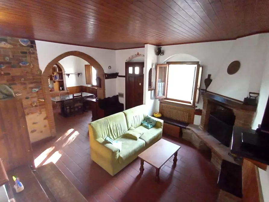 Immagine 1 di Terratetto in vendita  a Gambassi Terme