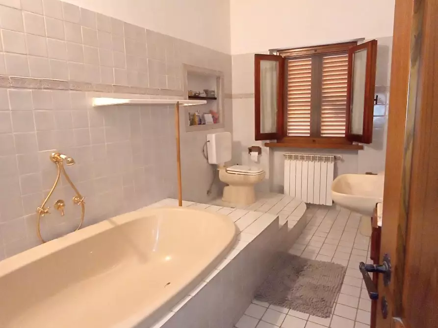 Immagine 17 di Terratetto in vendita  a Gambassi Terme