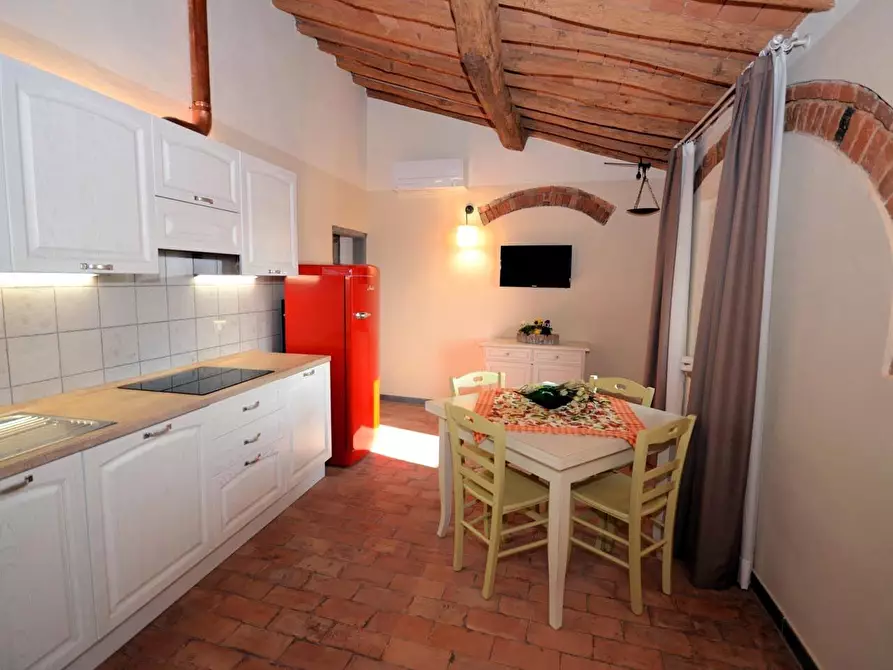 Immagine 10 di Casa colonica in vendita  a Cerreto Guidi