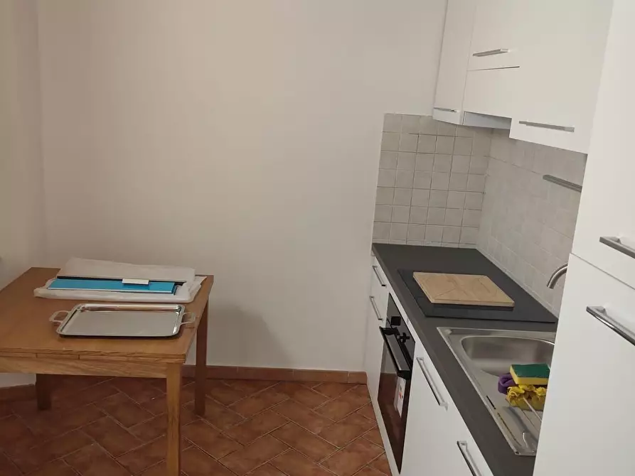 Immagine 6 di Appartamento in affitto  a Livorno