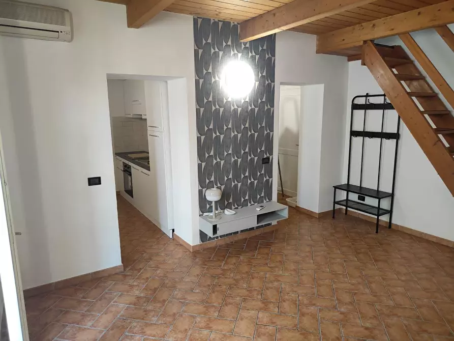 Immagine 1 di Appartamento in affitto  a Livorno