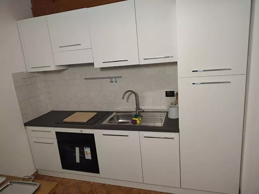 Immagine 5 di Appartamento in affitto  a Livorno
