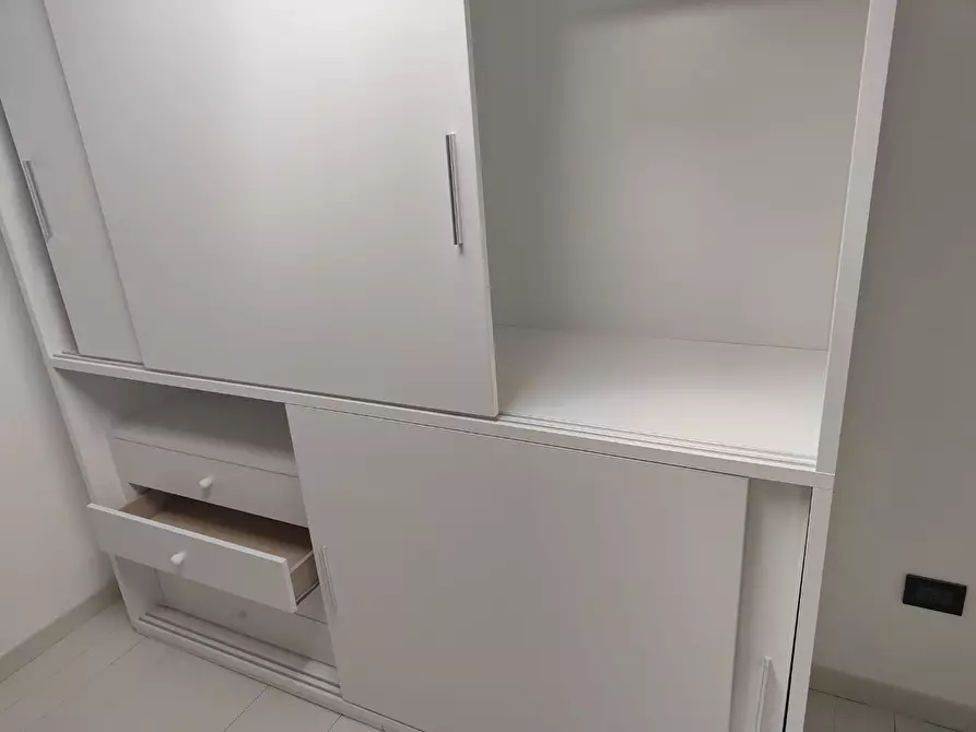 Immagine 12 di Appartamento in affitto  a Livorno