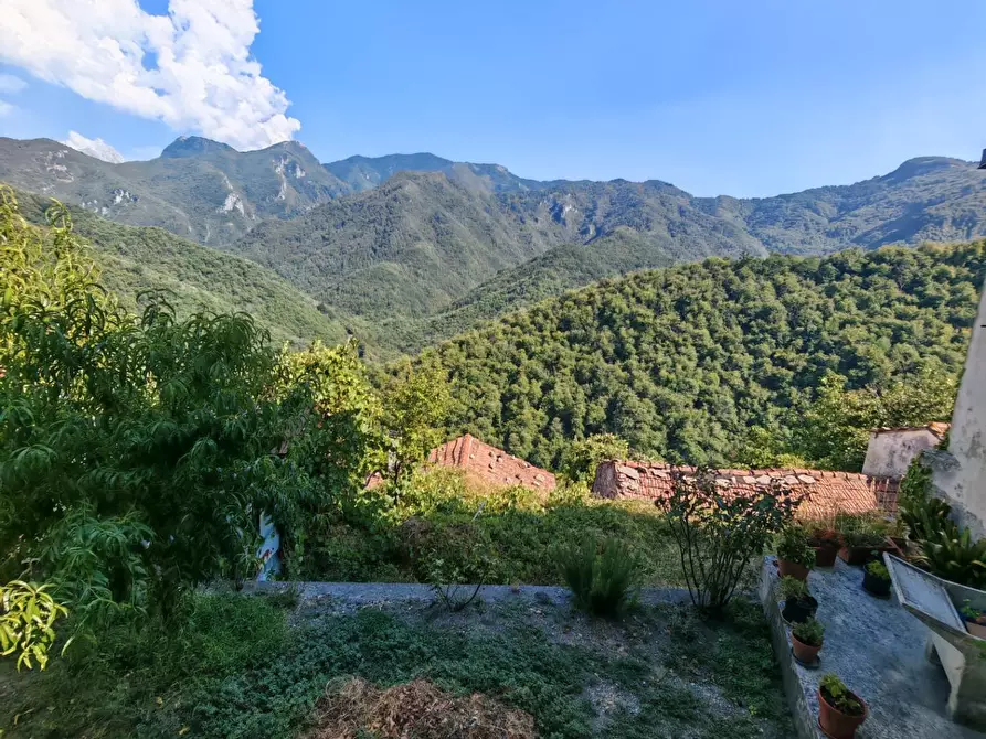 casa indipendente in vendita a Fosdinovo