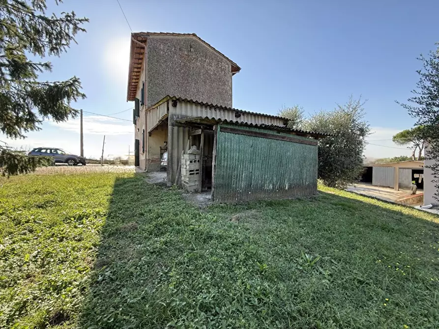 casa indipendente in vendita a Santa Maria a Monte in zona Pregiuntino