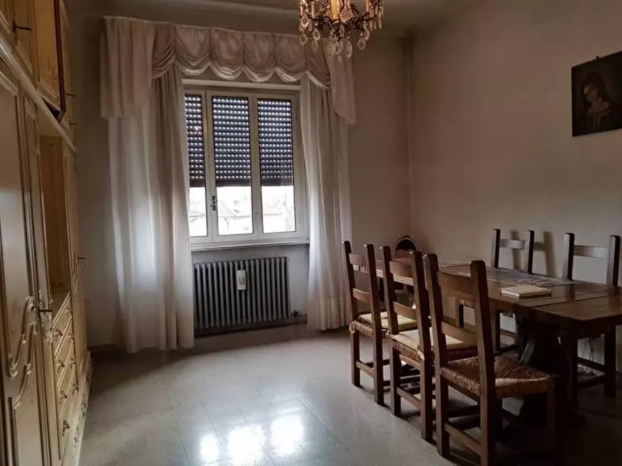 Immagine 19 di Villa in vendita  a Lucca