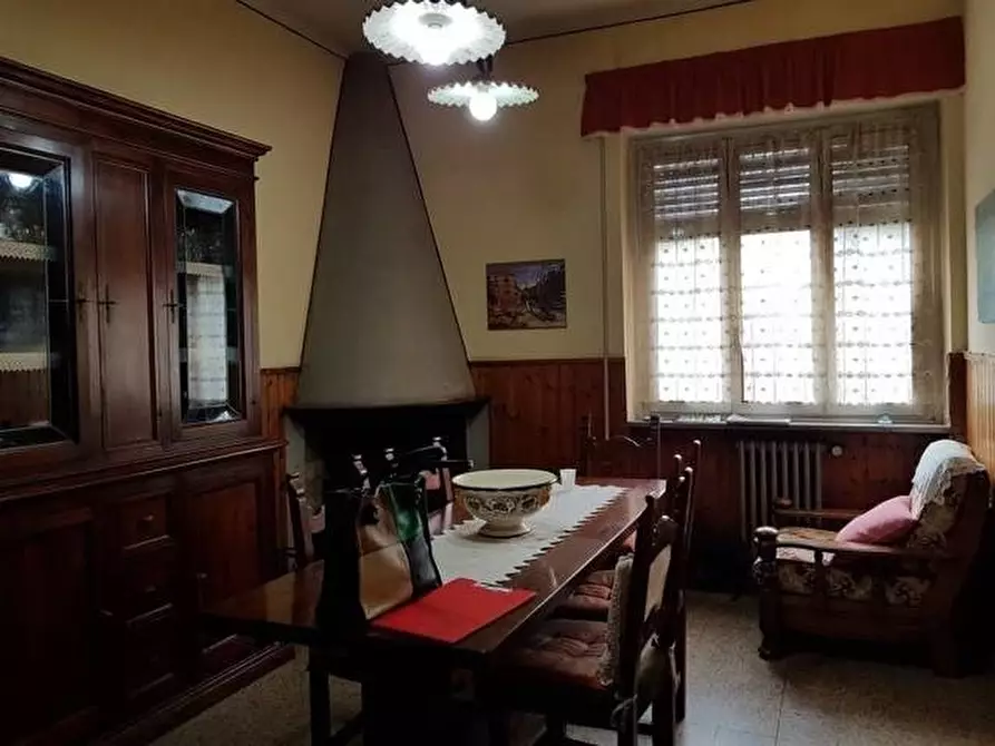 Immagine 7 di Villa in vendita  a Lucca