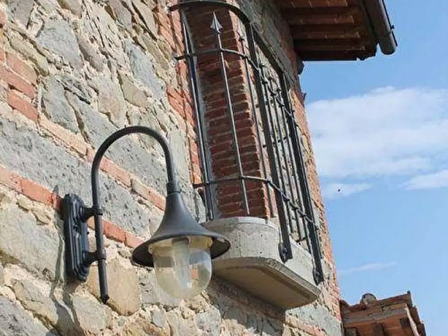 Immagine 2 di Rustico / casale in vendita  a Vinci