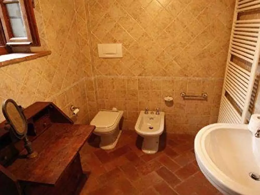 Immagine 6 di Rustico / casale in vendita  a Vinci