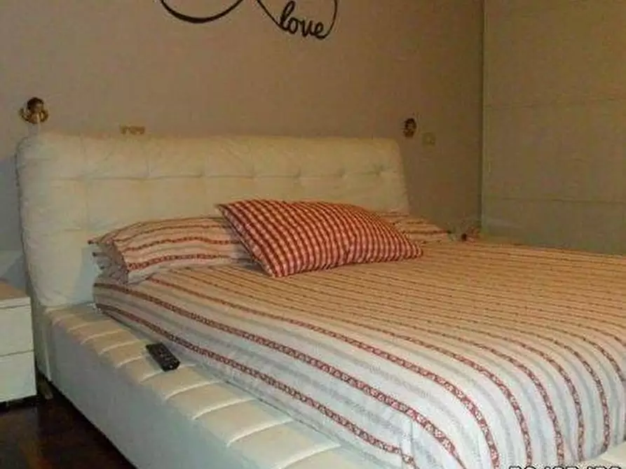 Immagine 7 di Villa in vendita  a Vinci