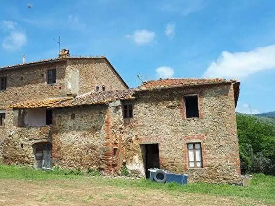 Immagine 3 di Rustico / casale in vendita  a Vinci