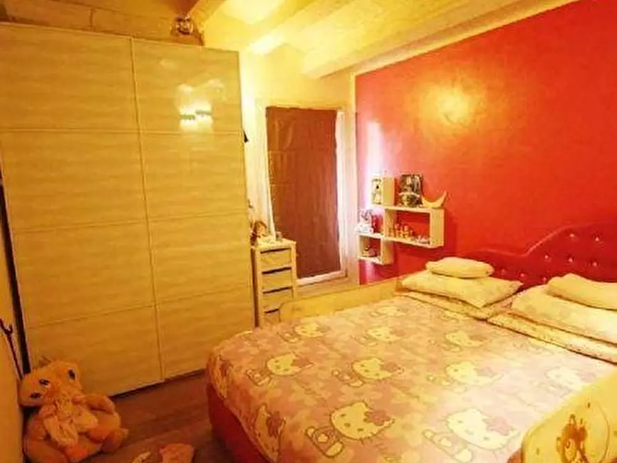 Immagine 16 di Casa colonica in vendita  a Vinci