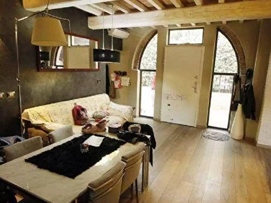 Immagine 8 di Casa colonica in vendita  a Vinci