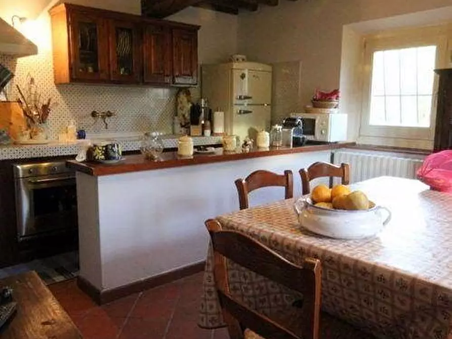 Immagine 5 di Rustico / casale in vendita  a Vinci